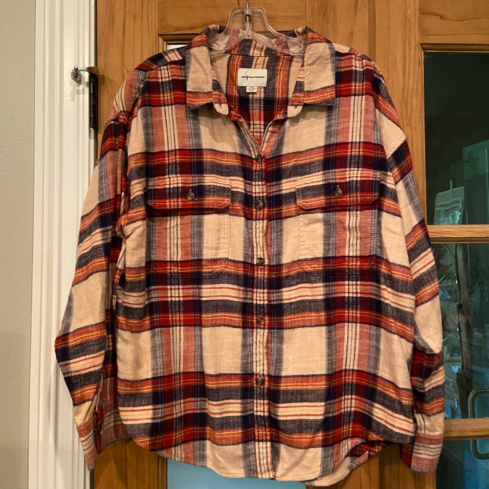 American Eagle Outfitters Red and Blue Plaid Button Down Shirt